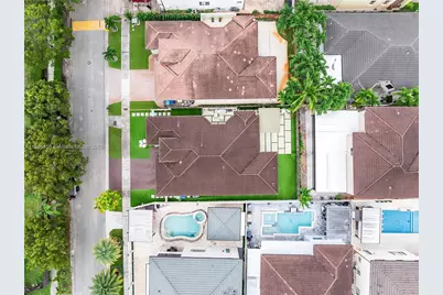 18000 NW 90th Pl, Hialeah, FL 33018 - Photo 41