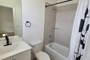 2705 SE 15th St, Homestead, FL 33035 - Photo 17