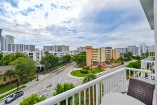 17800 Atlantic Blvd, Sunny Isles Beach, FL 33160 - Photo 23