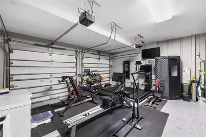 10470 NW 69th Ter, Doral, FL 33178 - Photo 35