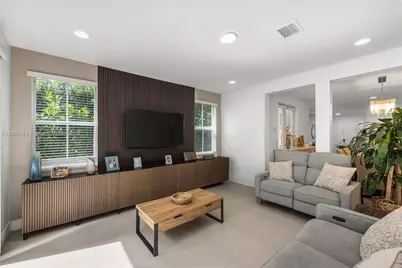 10470 NW 69th Ter, Doral, FL 33178 - Photo 37