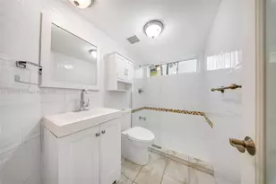 4000 Alhambra Cir, Coral Gables, FL 33146 - Photo 15