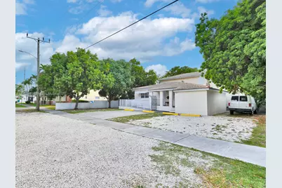 660 Miller Dr, Miami Springs, FL 33166 - Photo 9