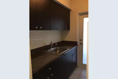 7155 Rue Notre Dame, Miami Beach, FL 33141 - Photo 53