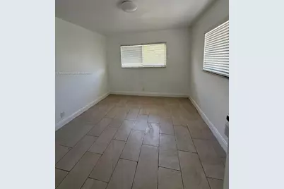 7155 Rue Notre Dame, Miami Beach, FL 33141 - Photo 51