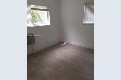 7155 Rue Notre Dame, Miami Beach, FL 33141 - Photo 15