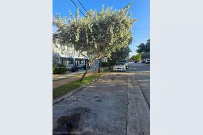 7155 Rue Notre Dame, Miami Beach, FL 33141 - Photo 11