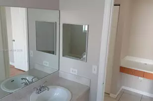 1212 Belmont Ln, North Lauderdale, FL 33068 - Photo 17