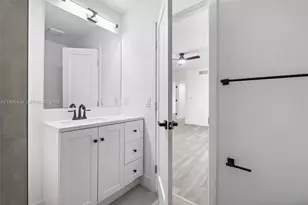 14289 SW 94th Cir Ln, Miami, FL 33186 - Photo 25