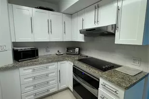 4925 Collins Ave, Miami Beach, FL 33140 - Photo 13