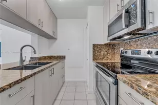 9730 Hammocks Blvd, Miami, FL 33196 - Photo 3