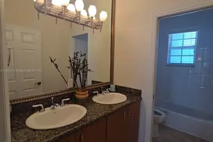 2136 NW 4th St, Fort Lauderdale, FL 33311 - Photo 9