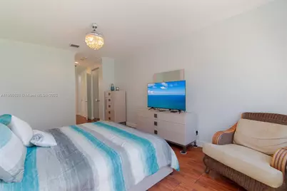 2675 Clipper Cir, West Palm Beach, FL 33411 - Photo 13