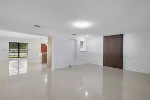 3840 NW 176th St, Miami Gardens, FL 33055 - Photo 3