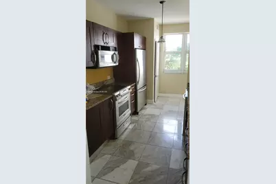 19900 E Country Club Dr #310, Aventura, FL 33180 - Photo 7