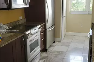 19900 E Country Club Dr, Aventura, FL 33180 - Photo 7