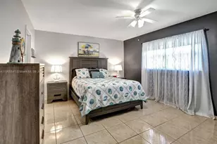 219 NE 14th Ave, Hallandale Beach, FL 33009 - Photo 21