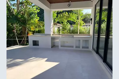 1409 Algardi Ave, Coral Gables, FL 33146 - Photo 5