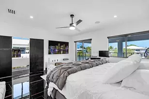 32 N Bounty Ln, Key Largo, FL 33037 - Photo 23