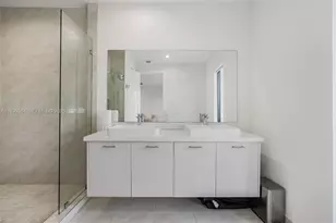 8156 NW 43rd St, Doral, FL 33166 - Photo 25