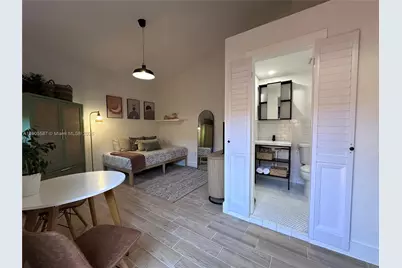 52 NW 68th St #R, Miami, FL 33150 - Photo 13