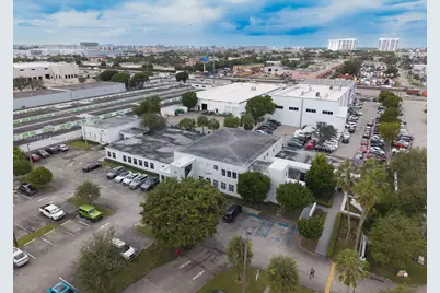 7500 NW 52nd St, Miami, FL 33166 - Photo 43