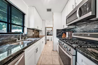 6515 SW 26th St, Miramar, FL 33023 - Photo 7