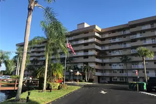 250 Jacaranda Dr, Plantation, FL 33324 - Photo 21