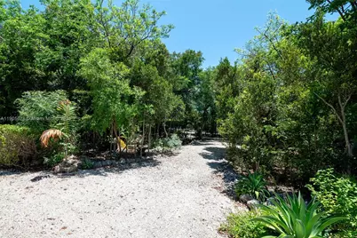 306 Lime St, Key Largo, FL 33037 - Photo 35