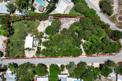 306 Lime St, Key Largo, FL 33037 - Photo 9