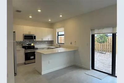 12884 SW 232nd Ln #12884, Homestead, FL 33032 - Photo 9