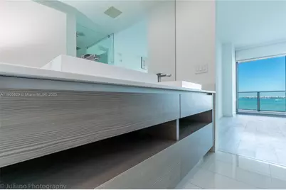 460 NE 28th St #1905, Miami, FL 33137 - Photo 11