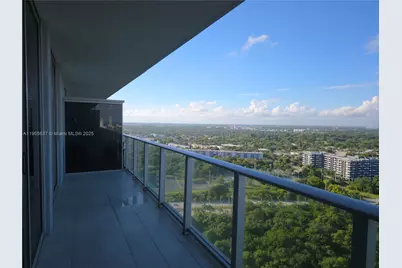16385 N Biscayne Blvd #2704, North Miami Beach, FL 33160 - Photo 15