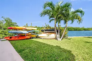 2700 NE 135th St, North Miami, FL 33181 - Photo 13