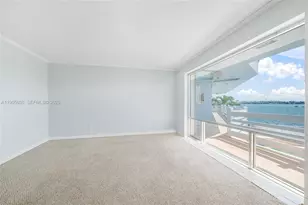 2700 NE 135th St, North Miami, FL 33181 - Photo 3