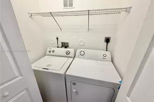 10885 NW 89th Terrace, Doral, FL 33178 - Photo 13