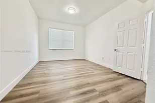 10885 NW 89th Terrace, Doral, FL 33178 - Photo 5