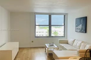 2899 Collins Ave, Miami Beach, FL 33140 - Photo 9