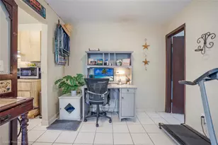 1734 N 16th Ct, Hollywood, FL 33020 - Photo 11