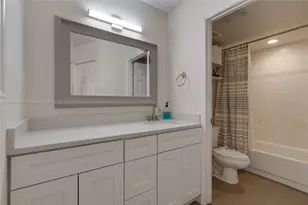 370 SE 2nd Ave, Deerfield Beach, FL 33441 - Photo 17