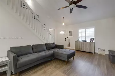 370 SE 2nd Ave #G1, Deerfield Beach, FL 33441 - Photo 7