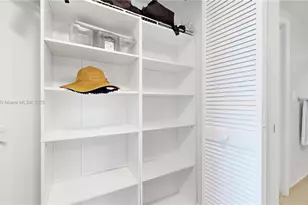 19501 W Country Club Dr, Aventura, FL 33180 - Photo 13