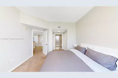 19501 W Country Club Dr #PH-10, Aventura, FL 33180 - Photo 7