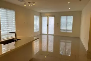 6415 NW 102nd Path, Doral, FL 33178 - Photo 5