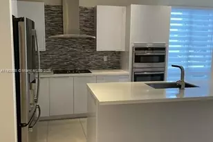 6415 NW 102nd Path, Doral, FL 33178 - Photo 9