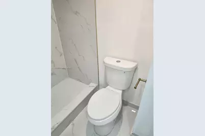 1780 NE 191st St #204-2, Miami, FL 33179 - Photo 17