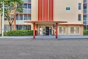 1780 NE 191st St, Miami, FL 33179 - Photo 11