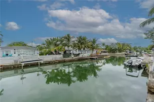 7830 Hawthorne Ave, Miami Beach, FL 33141 - Photo 3