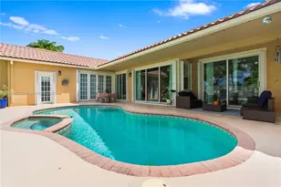 1171 Laguna Springs Dr, Weston, FL 33326 - Photo 13