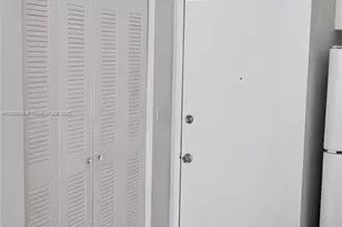 2701 Riverside Dr, Coral Springs, FL 33065 - Photo 3